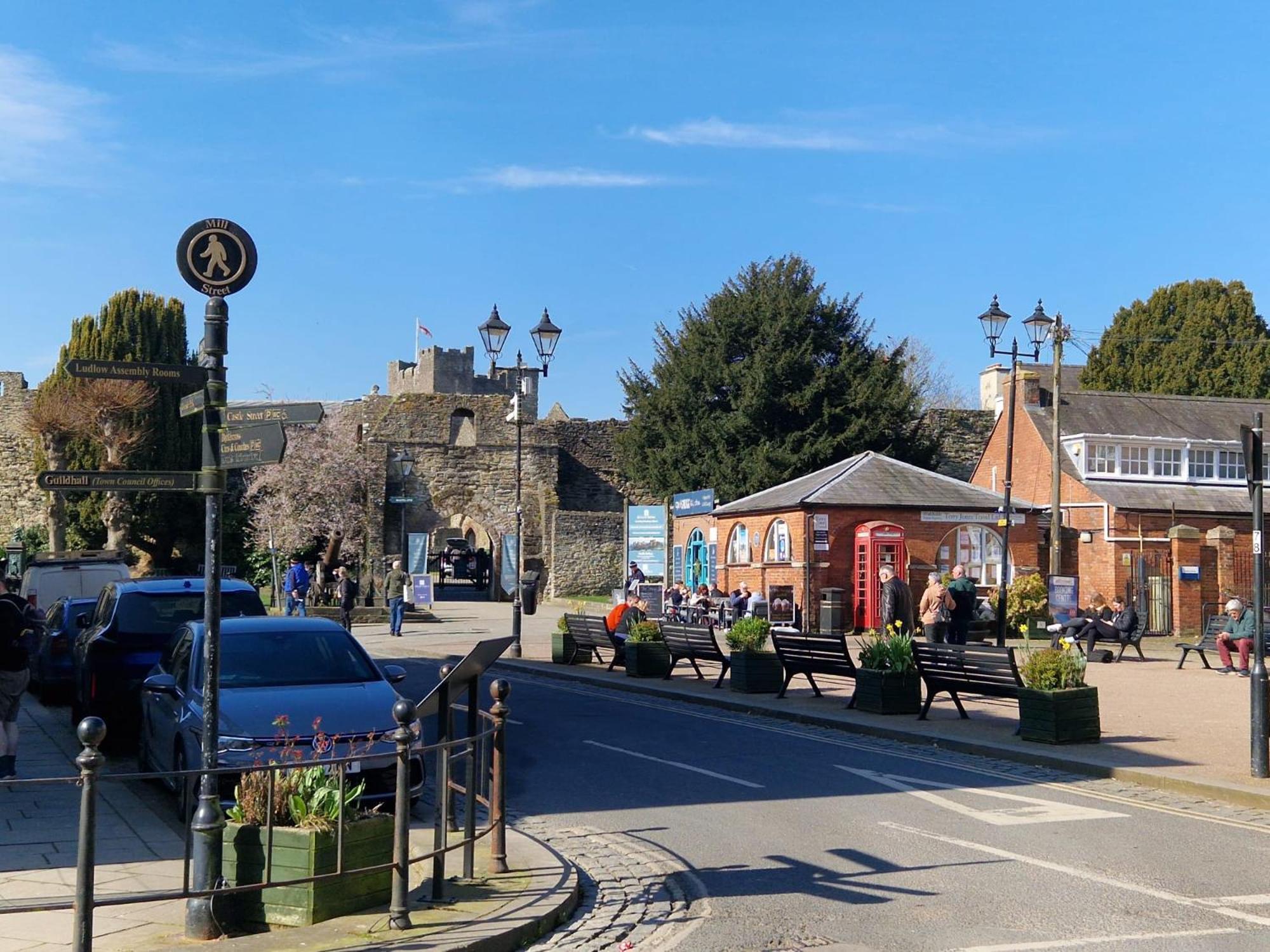 Ludlow - Linnet House - Well Presented Townhouse With Parking - Perfect Location For Exploring On Foot, Sleeps Up To 8 Guests - Hosted By Rentmyhouse Kültér fotó