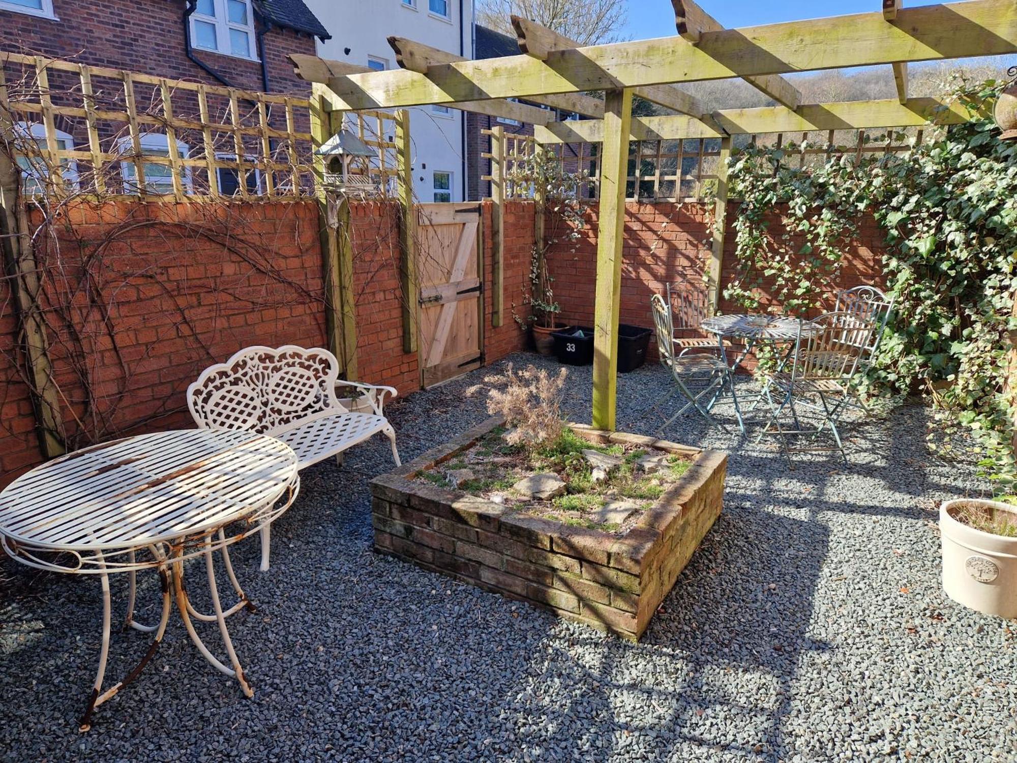 Ludlow - Linnet House - Well Presented Townhouse With Parking - Perfect Location For Exploring On Foot, Sleeps Up To 8 Guests - Hosted By Rentmyhouse Kültér fotó