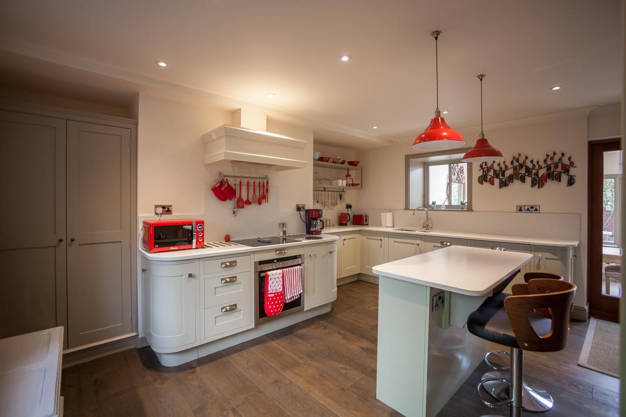 Ludlow - Linnet House - Well Presented Townhouse With Parking - Perfect Location For Exploring On Foot, Sleeps Up To 8 Guests - Hosted By Rentmyhouse Kültér fotó