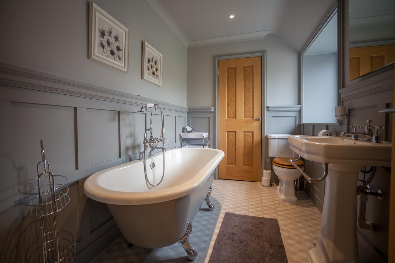 Ludlow - Linnet House - Well Presented Townhouse With Parking - Perfect Location For Exploring On Foot, Sleeps Up To 8 Guests - Hosted By Rentmyhouse Kültér fotó